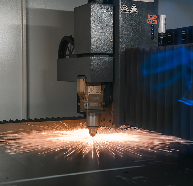 κοπες μετάλλων με λέιζερ  