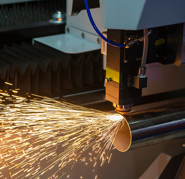 κοπες μετάλλων με λέιζερ  