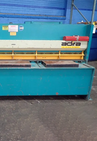 Κοπή μετάλλων με λέιζερ adira